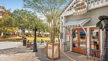 Spacious 3b/3b, Sleeps 6, Lakeview, Beach Access!