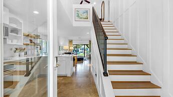 Spacious 3b/3b, Sleeps 6, Lakeview, Beach Access!