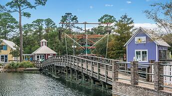 Spacious 3b/3b, Sleeps 6, Lakeview, Beach Access!