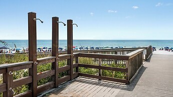 Spacious 3b/3b, Sleeps 6, Lakeview, Beach Access!