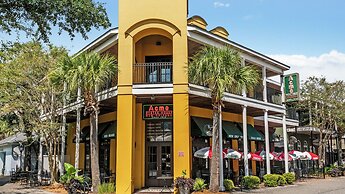 Spacious 3b/3b, Sleeps 6, Lakeview, Beach Access!