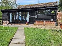 Lovely 1-bed Cottage in Mendlesham Green