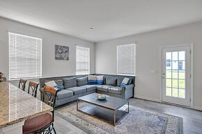 Cozy Luray Townhome Getaway 3 Bedroom Townhouse by RedAwning