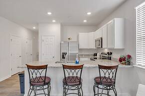 Cozy Luray Townhome Getaway 3 Bedroom Townhouse by RedAwning