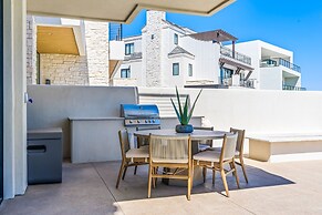 Lagoon Life Beach House 7 Bedroom Home