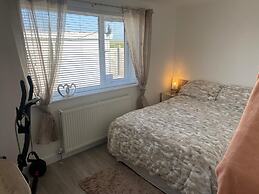 Cozy Coastal Bungalow in Prestatyn