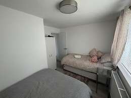 Cozy Coastal Bungalow in Prestatyn