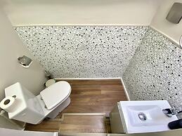 Moise House - Kosher ApartHotel