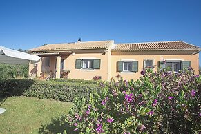 Eleni's House by Corfuescapes