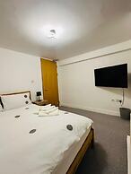 Home Away From Home- City Centre Gem