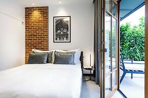 OLD TOWN SNAIL Design Apartments