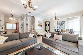 The Master Seaside Duplex