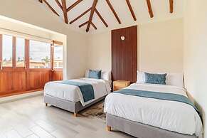 Villa Santa Ana Premium