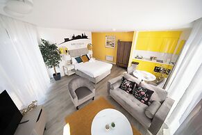 Priestley House Apartment - City Retreat