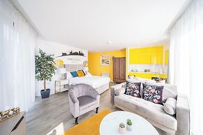Priestley House Apartment - City Retreat