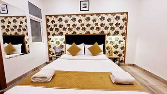 Hotel Silver Saffron Peeragarhi