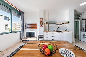 Seaview Charm Studio