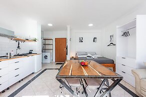 Seaview Charm Studio