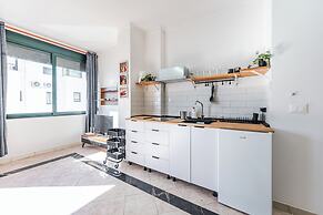 Seaview Charm Studio