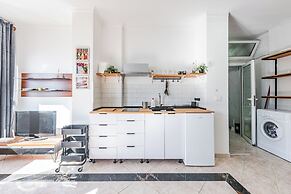 Seaview Charm Studio