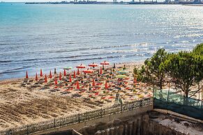 Seaview Charm Studio