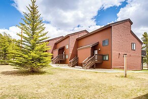 Fraser Mountain Retreat w/ Resort Amenities!