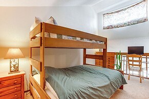 Fraser Mountain Retreat w/ Resort Amenities!