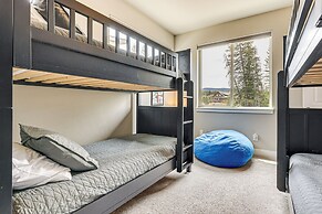 Peaceful Fraser Retreat w/ Patio, Hot Tub & Views!