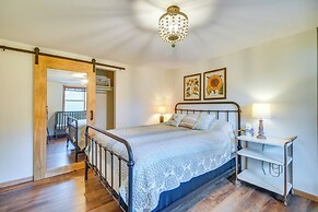 On-site Lake Access: Group Getaway in Afton