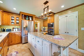 On-site Lake Access: Group Getaway in Afton