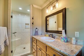 On-site Lake Access: Group Getaway in Afton