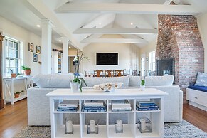 Nantucket Beach House w/ Ocean Views Near Town!