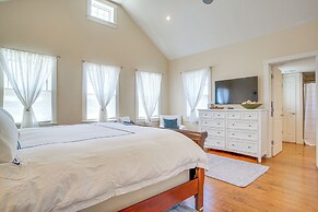 Nantucket Beach House w/ Ocean Views Near Town!