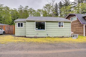 Quaint Tillamook Getaway Near Netarts Bay!