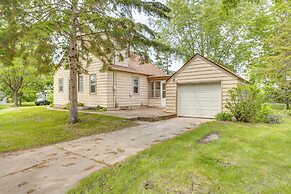 Charming Saint Paul Retreat: 7 Mi to Downtown!