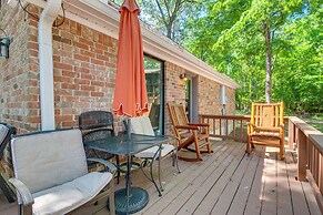 Cape Royale Home w/ Deck - Walk to Lake Livingston