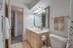 Cape Royale Home w/ Deck - Walk to Lake Livingston