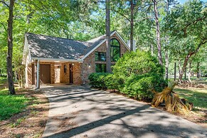 Cape Royale Home w/ Deck - Walk to Lake Livingston