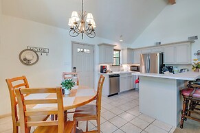 Cape Royale Home w/ Deck - Walk to Lake Livingston