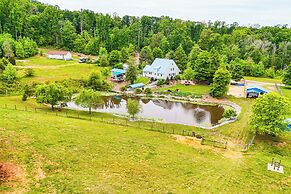 Ronda Home w/ Hot Tub + Fire Pit, Near Wineries!