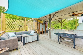 Ronda Home w/ Hot Tub + Fire Pit, Near Wineries!