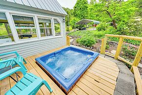 Ronda Home w/ Hot Tub + Fire Pit, Near Wineries!