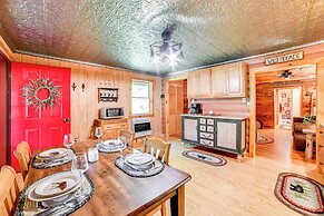 Cardinal Pines Cabin on 8 Acres - Dog Friendly!