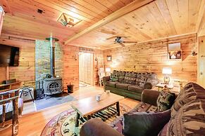 Cardinal Pines Cabin on 8 Acres - Dog Friendly!
