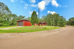 Tranquil Retreat: Half-mi to Cedar Creek Reservoir