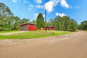 Tranquil Retreat: Half-mi to Cedar Creek Reservoir
