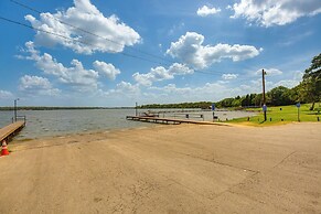 Tranquil Retreat: Half-mi to Cedar Creek Reservoir