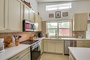 Tranquil Retreat: Half-mi to Cedar Creek Reservoir