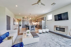 Lake Charles Retreat w/ Fireplace Near Casinos!