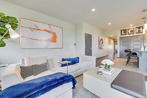 Lake Charles Retreat w/ Fireplace Near Casinos!